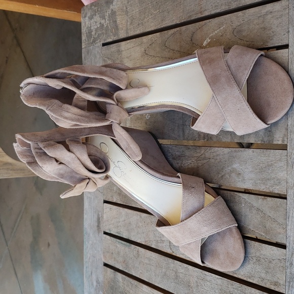 JESSICA SIMPSON Suede Wedges - Picture 1 of 8